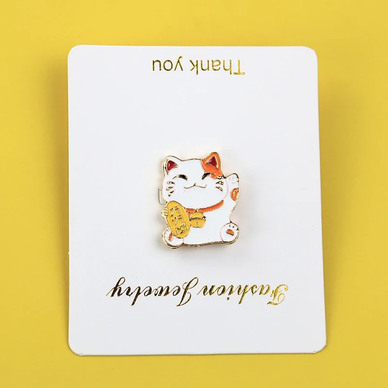 Lucky Cat Metal Brooch Small M - Hunting Outdoor Apparel reseña y precio