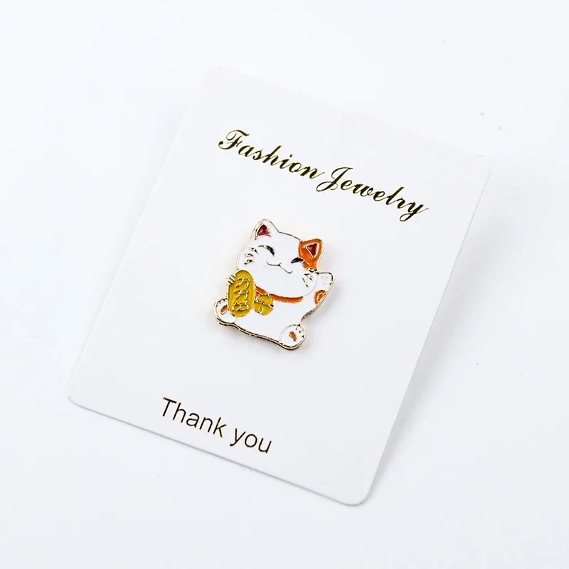 Lucky Cat Metal Brooch Small M - Hunting Outdoor Apparel reseña y precio